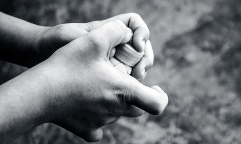 డాక్టర్‌పై నర్సు యాసిడ్ దాడి