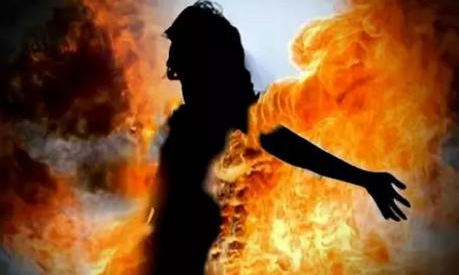 అనంతలో దారుణం...అక్కపై పెట్రోల్ పోసి నిప్పంటించిన తమ్ముడు