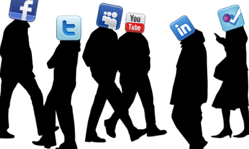 జస్ట్ ఏ మినట్!! మీరు సోషల్ మీడియాలో యాక్టివ్గా ఉన్నారా!! జస్ట్ ఏ మినట్!! మీరు సోషల్ మీడియాలో యాక్టివ్గా ఉన్నారా!!