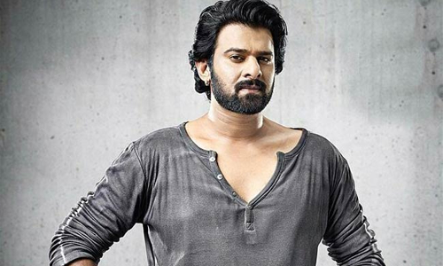 ప్రభాస్ తో పోటీపడనున్న మరొక స్టార్ హీరో