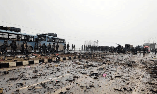 జమ్మూకశ్మీర్‌లో ఉగ్రవాదుల మారణహోమం.. 44 మంది జవాన్ల మృతి