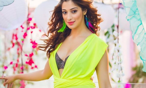 ట్రైలర్ తో ప్రేక్షకుల ముందుకు రానున్న రత్తాలు