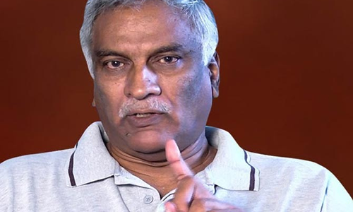 బయోపిక్ లపై సంచలన వ్యాఖ్యలు చేస్తున్న తమ్మారెడ్డి