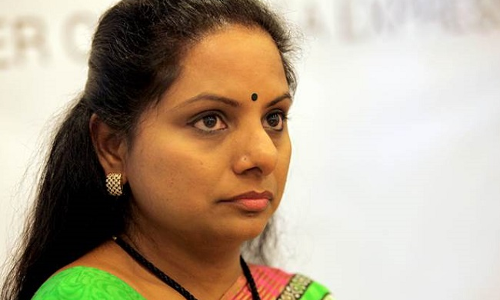 కవిత వర్సెస్‌ అజహర్‌... నిలిచేదెవరు... గెలిచేదెవరు?