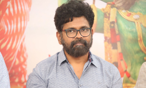 సుకుమార్ పరిస్థితి ఇలా అయిపోయిందా సుకుమార్ పరిస్థితి ఇలా అయిపోయిందా