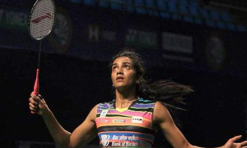 సెమీస్లో అడుగుపెట్టిన పీవీ సింధు సెమీస్లో అడుగుపెట్టిన పీవీ సింధు