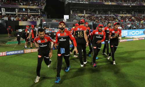 ధోని అద్భుత ఇన్నింగ్స్ వృథా ధోని అద్భుత ఇన్నింగ్స్ వృథా