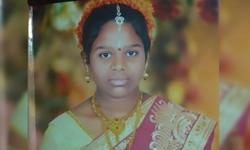 చదువుల తల్లిని బలిగొన్న కామాంధులు