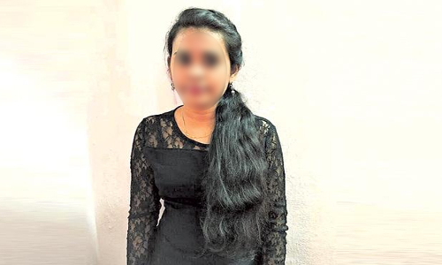 మాజీ ప్రేమికుడు వేధించడంతో యువతి ఆత్మహత్య