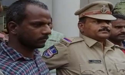 పోలీసుల కస్టడీకి శ్రీనివాస్‌ రెడ్డి