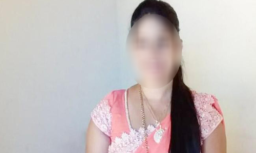 దారుణం; తల,మొండెం వేరు చేసి...