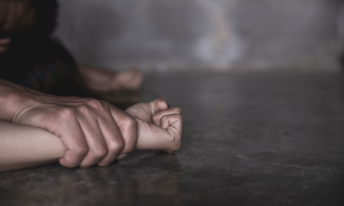 కుమార్తె స్నేహితురాలిపై అత్యాచారం