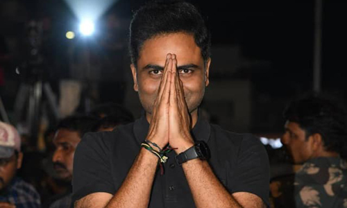 వంశీ పై నిప్పులు చేరుగుతున్న నిర్మాతలు