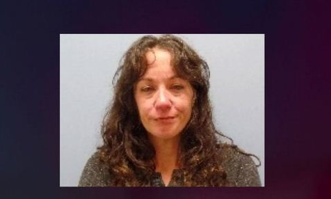 శృంగారంలో పాల్గొనలేదని.. భర్తను చితకబాదిన భార్య