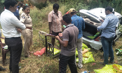 కారులో గంజాయి.. గుట్టురట్టయిందిలా!