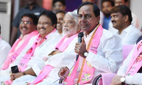 ప్రగతి భవన్ వయా కేటీఆర్ ఆఫీస్..కేబినెట్‌ రేసులో ఉన్న ఆ ఇద్దరు ఎమ్మెల్యేలు ఎవరు?