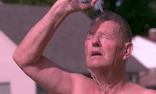 వేడినీటిని తలపైన పోసుకుంటే..