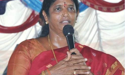 గీత రాజకీయ రాత మార్చింది ఎవరు?