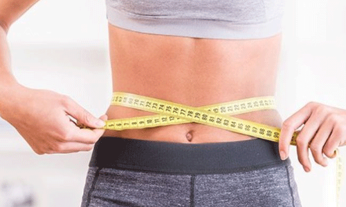 బరువు తగ్గటానికి ఆహారం తినడం మానేస్తున్నారా..!