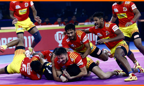 బెంగళూరు బుల్స్ ను వేటాడేసిన గుజరాత్ ఫార్ట్యూన్ జెయింట్స్