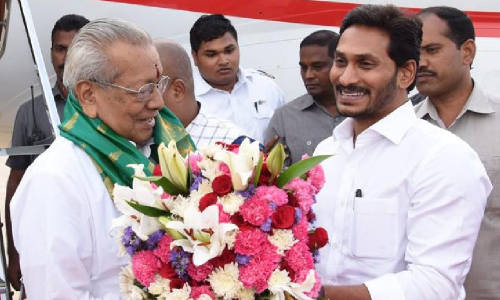 కొద్దిసేపట్లో ఏపీ నూతన గవర్నర్‌ ప్రమాణ స్వీకారం