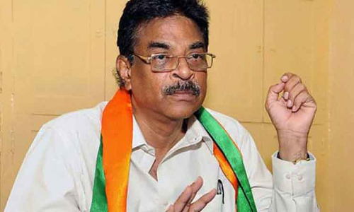 బీజేపీ సీనియర్‌ నేత హరిబాబు మౌనానికి కారణమేంటి?