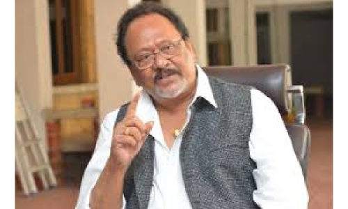 చంద్రబాబు చనిపోయిన పాము: కృష్ణంరాజు తీవ్ర విమర్శలు