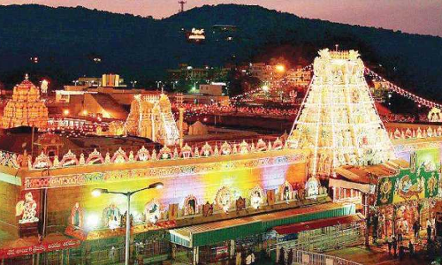 కలి ప్రభావం.. శ్రీనివాసుడి విలాసం