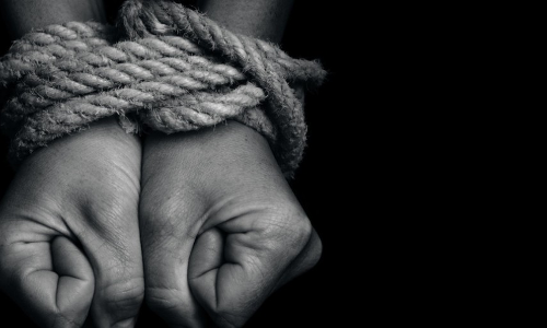 రూ.1.30 లక్షలకు గిరిజన మహిళ అమ్మకం!