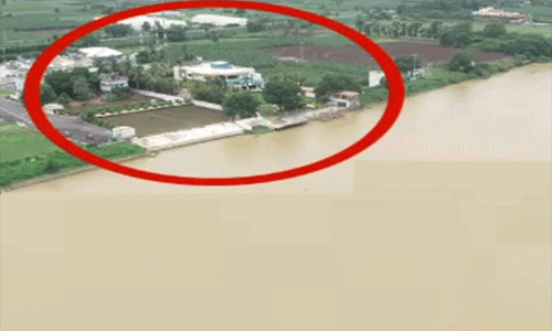 చంద్రబాబు నివాసానికి పొంచిఉన్న వరద ముప్పు చంద్రబాబు నివాసానికి పొంచిఉన్న వరద ముప్పు