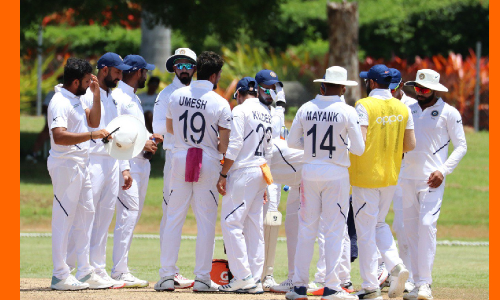 పూర్తి ఆధిపత్యం సాధించిన భారత్