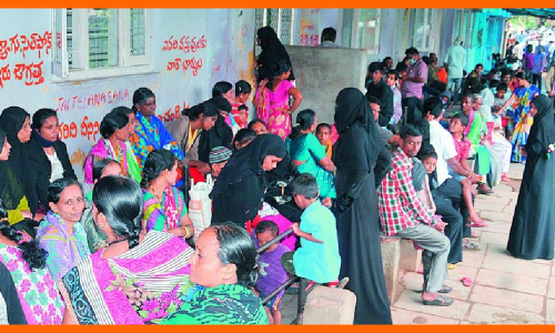 telangana: సర్కారు దవాఖానాల్లో జొరానికి పొద్దంతా వైద్యం!