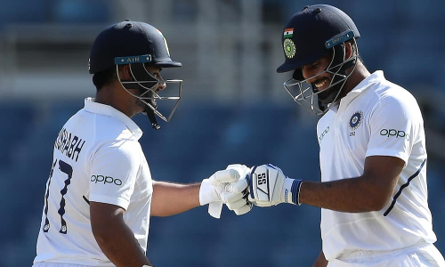 వెస్టిండీస్ తో రెండో టెస్ట్: నిలకడగా భారత్ బ్యాటింగ్