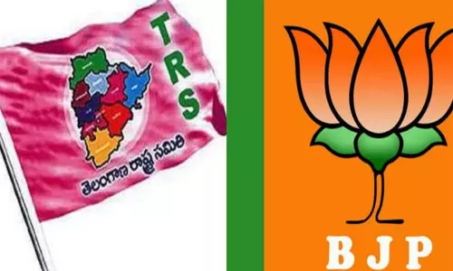 అధికార పార్టీ మంత్రిపై బీజేపీకి ఎందుకంత సింపతీ?