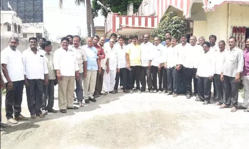 ఇబ్రహీంపట్నం పోలీసుల అదుపులో ముఖ్య నాయకులు,కార్యకర్తలు అరెస్ట్.