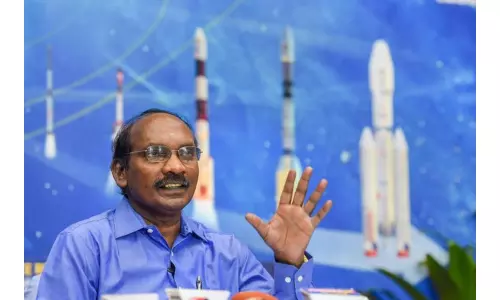 నేను ఒక భారతీయుడిని .. తమిళ వ్యక్తి అన్న వ్యాఖ్యాతకు ఇస్రో ఛైర్మన్ శివన్ అద్భుత సమాధానం