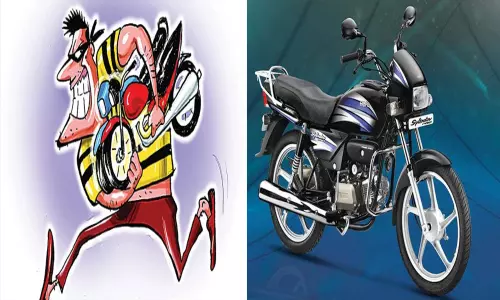 ఒక్కడే దొంగ : 130 బైకులు... అన్ని హీరో హోండాలే ఒక్కడే దొంగ : 130 బైకులు... అన్ని హీరో హోండాలే