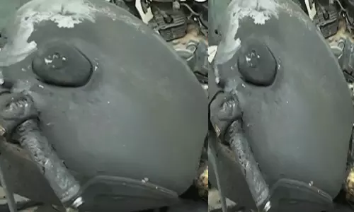 రెచ్చిపోయిన ఆకతాయిలు.. అగ్నికి ఆహుతయిన 13 బైకులు.. రెచ్చిపోయిన ఆకతాయిలు.. అగ్నికి ఆహుతయిన 13 బైకులు..