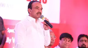 టీఆర్ఎస్లో గ్రూపు రాజకీయాలు ఉండవు : మంత్రి ఈటల టీఆర్ఎస్లో గ్రూపు రాజకీయాలు ఉండవు : మంత్రి ఈటల