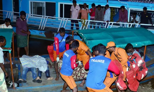 బోటు ప్రమాదంలో మరో కుటుంబం!