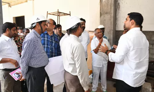 పనులు వేగంగానే జరుగుతున్నాయి