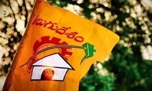 సోమిరెడ్డికి ఝలక్.. వైసీపీలో చేరిన కీలకనేత..