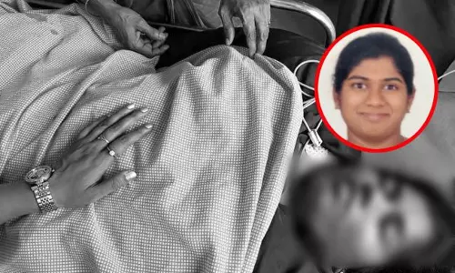 సాఫ్ట్ వేర్ ఉద్యోగిని ఆత్మహత్య.. ఎందుకు? సాఫ్ట్ వేర్ ఉద్యోగిని ఆత్మహత్య.. ఎందుకు?