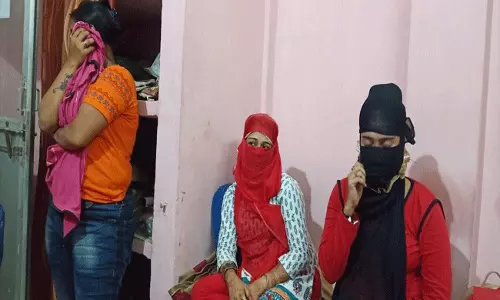 భారీ సెక్స్ రాకెట్ ముఠా గుట్టు రట్టు