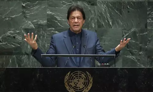 ఐరాసలో అక్కసు వెళ్లగక్కిన ఇమ్రాన్ఖాన్..యుద్ధం వస్తే.. ఐరాసలో అక్కసు వెళ్లగక్కిన ఇమ్రాన్ఖాన్..యుద్ధం వస్తే..