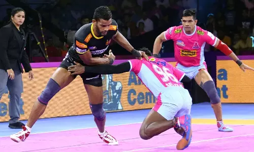 తెలుగు టైటాన్స్‎ను గెలిపించిన సిద్ధార్థ్ దేశాయ్