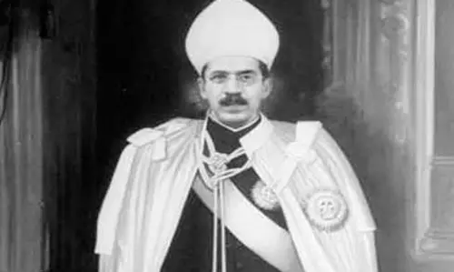 నిజాం ఆస్తులకు వారసులు మనమే..పాకిస్థాన్కు చెంప పెట్టులాంటి తీర్పు నిజాం ఆస్తులకు వారసులు మనమే..పాకిస్థాన్కు చెంప పెట్టులాంటి తీర్పు