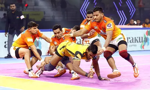 ప్లేఆఫ్ రేసు నుంచి నిష్క్రేమించిన తెలుగు టైటాన్స్ ప్లేఆఫ్ రేసు నుంచి నిష్క్రేమించిన తెలుగు టైటాన్స్