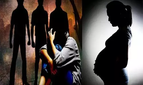 మతిస్థిమితం లేని మహిళపై ముగ్గురు యువకుల అత్యాచారం