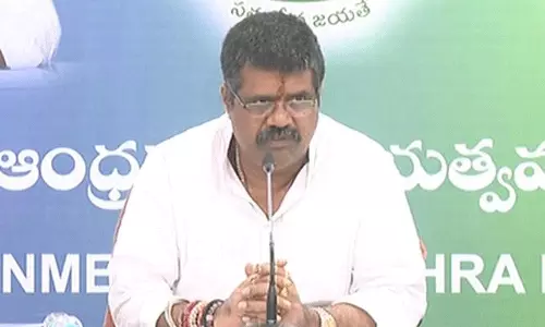 ఆ బోట్లన్నీ వారికే రాసిస్తా : మంత్రి అవంతి సవాల్